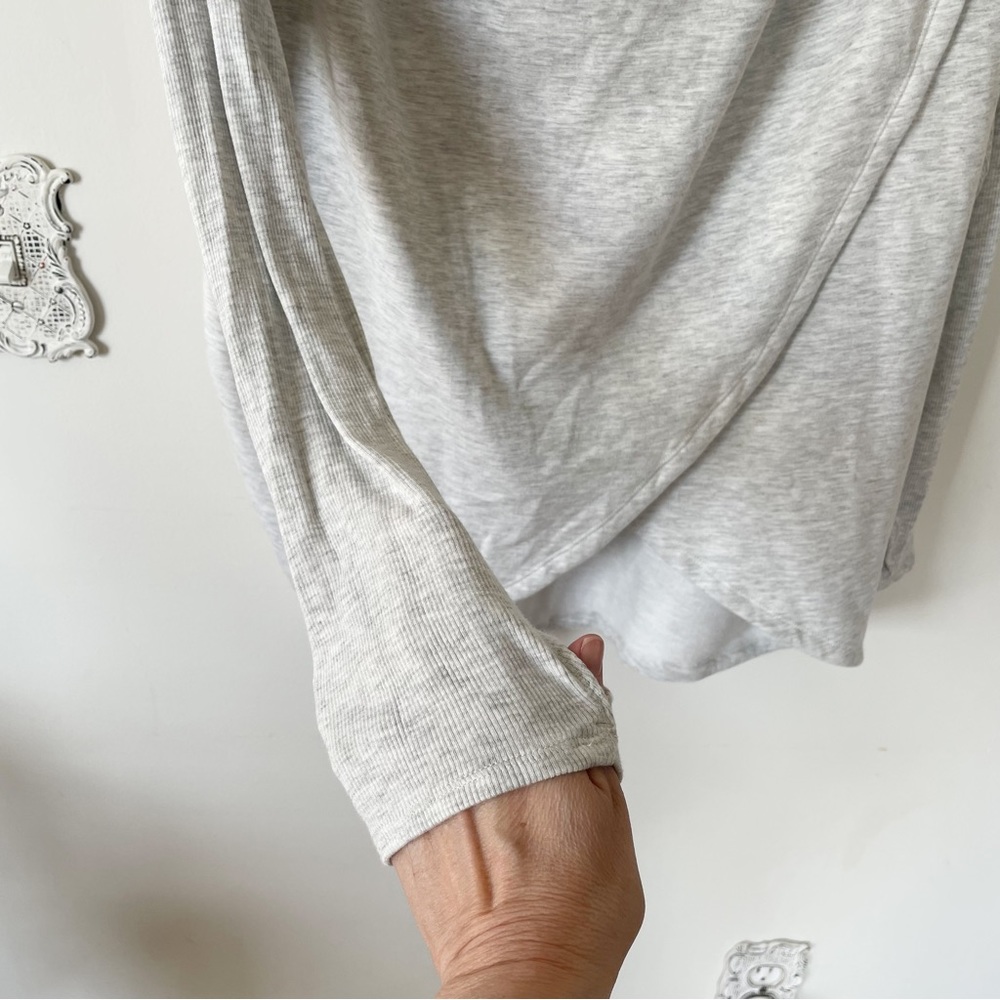 Athleta Purana Hooded Oversized Wrap Sweatshirt Light Heathered Gray XL - Picture 6 of 11